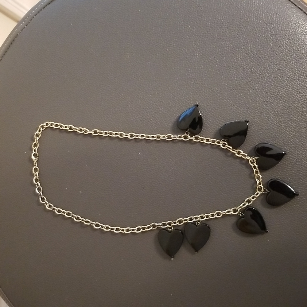 Black heart necklace